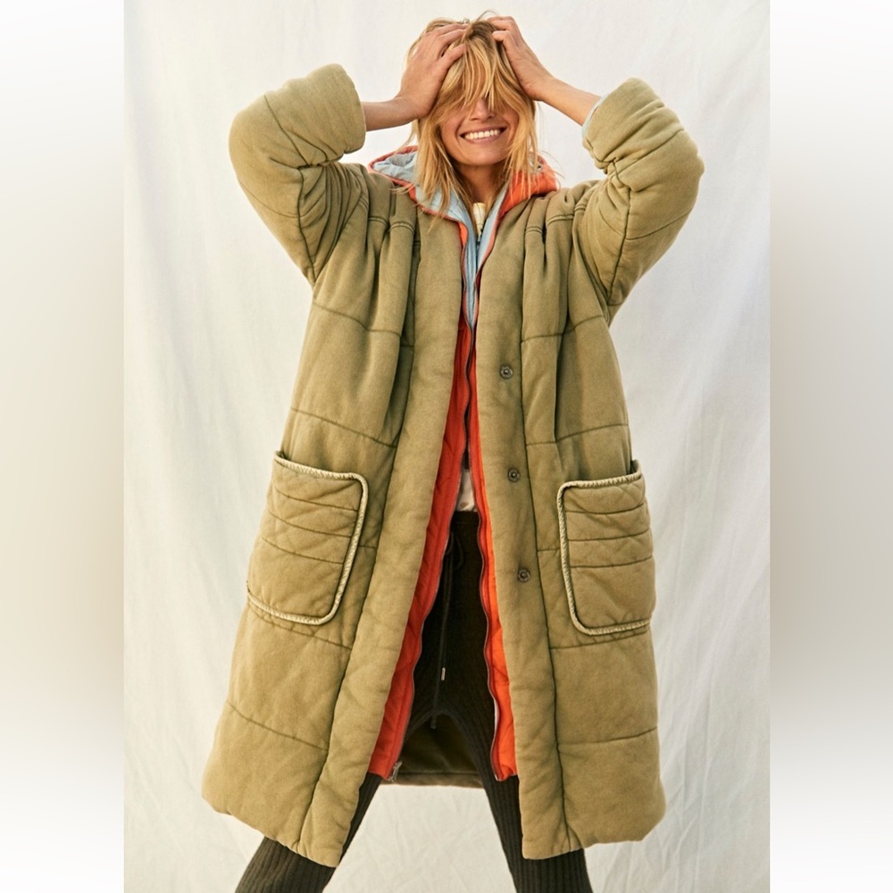 Free People RARE Dolman Duvet Jacket Size Medium